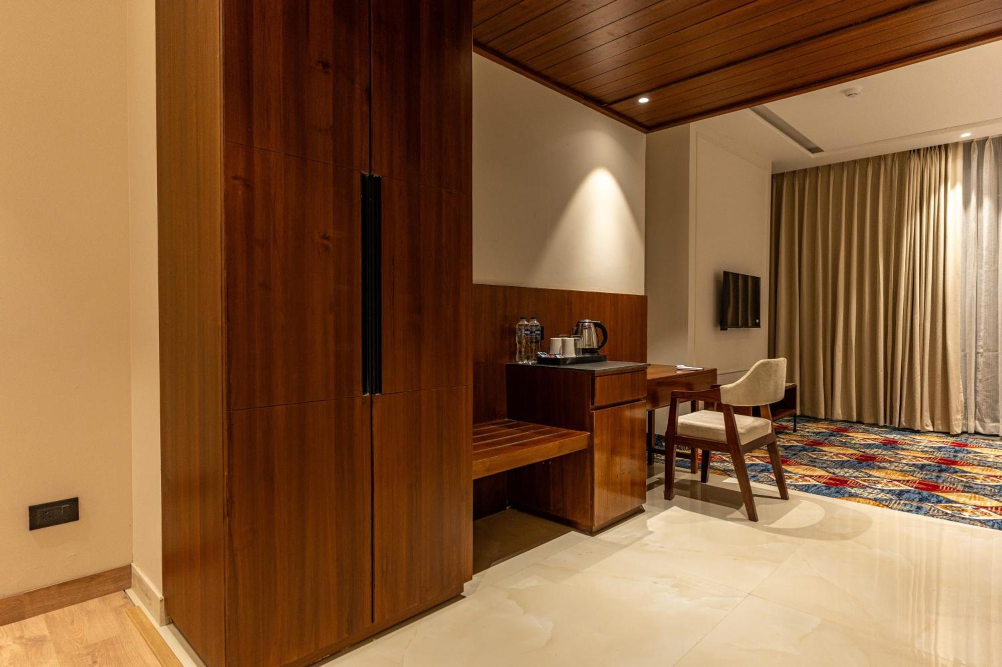 City Klyde Inn Amritsar Exterior photo